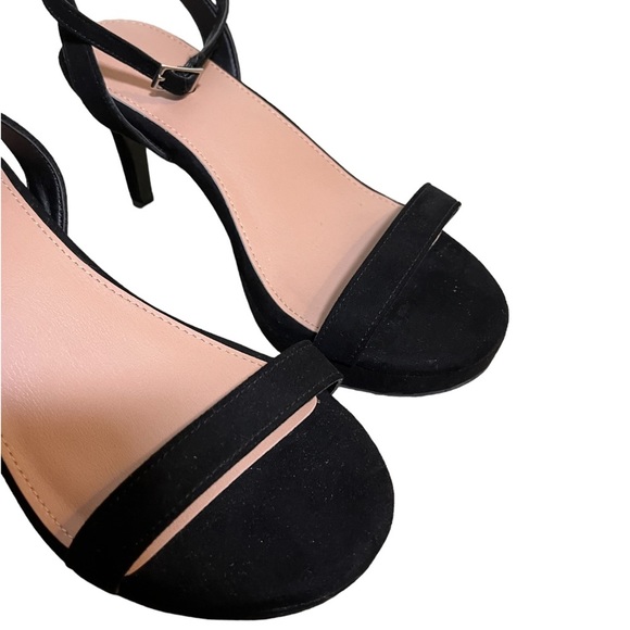 Torrid Black Faux Suede Peep Toe Ankle Strap Heel Wide Fit Sandals - Picture 4 of 8
